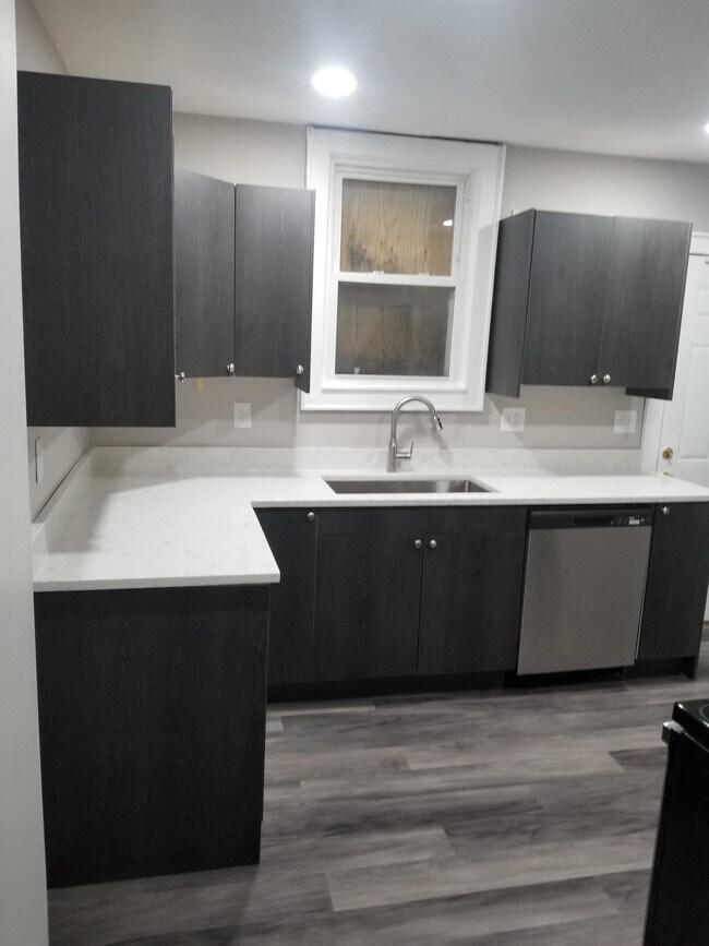 Foto del edificio - 1082 E 20th Ave