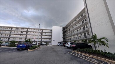 Building Photo - 14170 SW 84th St
