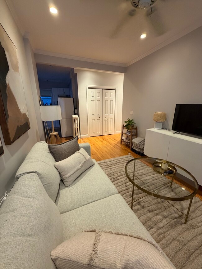 Foto del edificio - 1578 Cambridge St