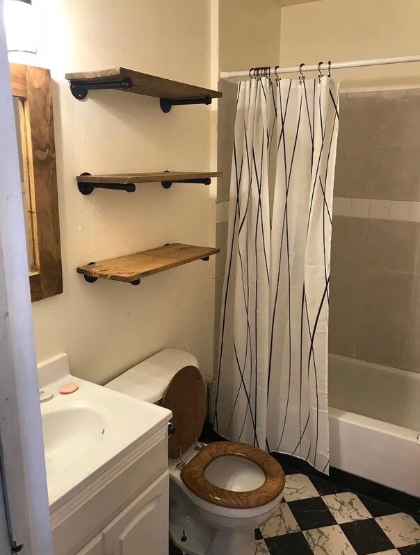 Foto del edificio - 728 Anderson St