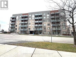 Building Photo - 20 Orchid Pl Dr