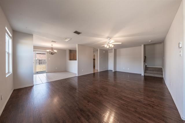 Foto del edificio - 520 Lewis Canyon Ln