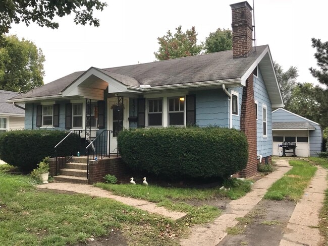 Building Photo - 1531 Wilson Ave