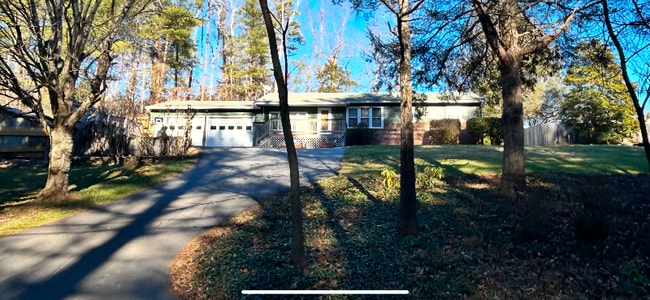 Building Photo - 2494 Riceville Rd