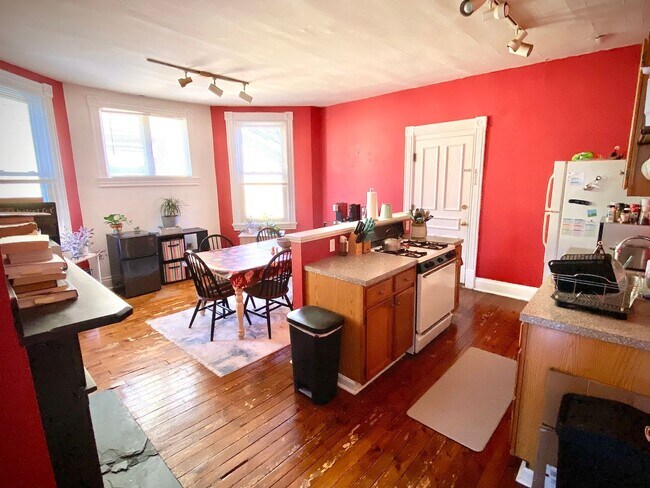 Foto del edificio - 715-17 Summerlea St