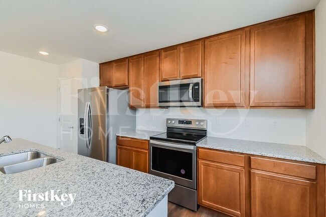 Building Photo - 10730 Luneth Dr