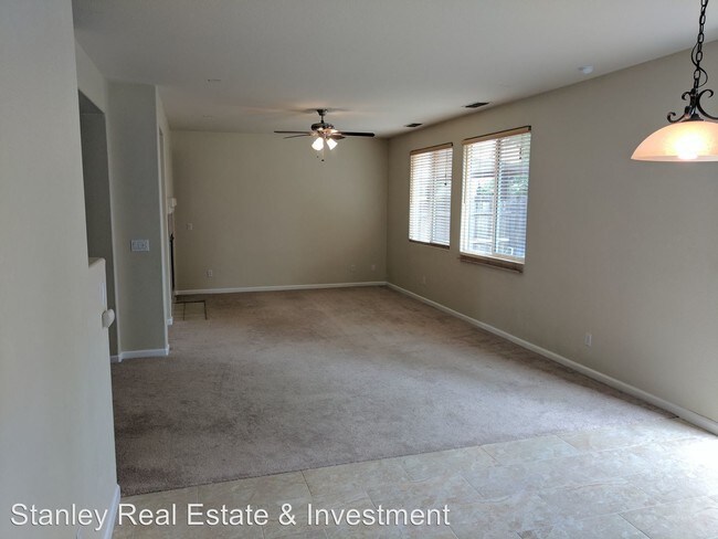 Foto del edificio - 5220 McLean Dr