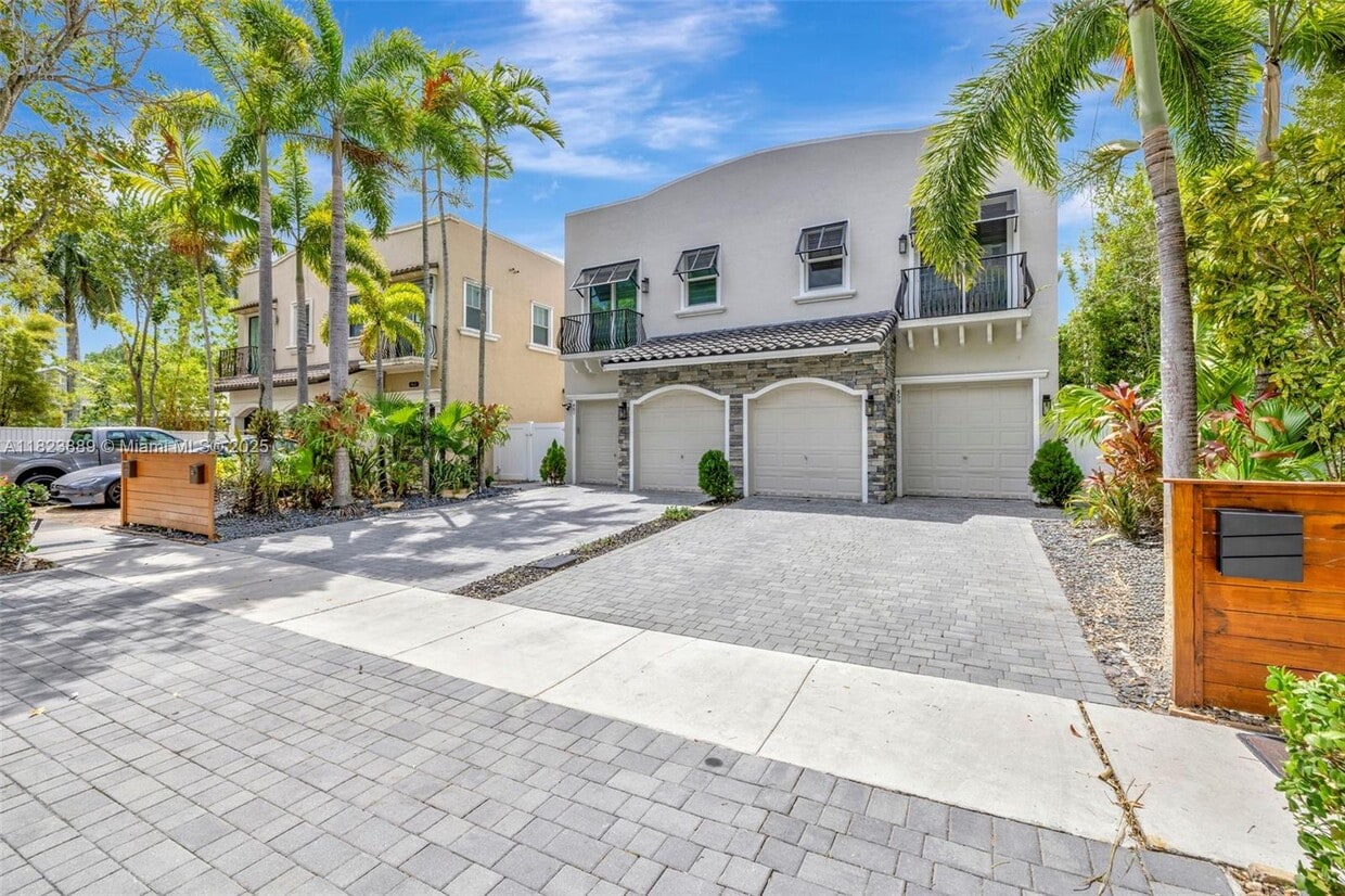 Foto principal - 459 SW 5th Ave