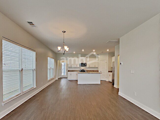 Foto del edificio - 5502 Central Grove Sq
