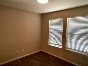 Building Photo - 29618 Evergreen Hills Dr