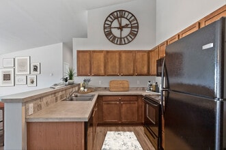 Building Photo - Bitterroot Lodge