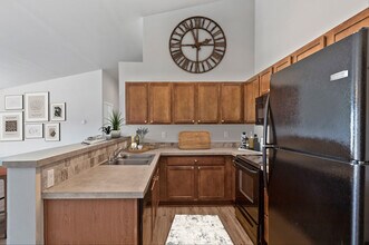 Building Photo - Bitterroot Lodge