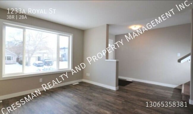 Photo du bâtiment - 3 Bedroom, 2 Bath Main/upper Level