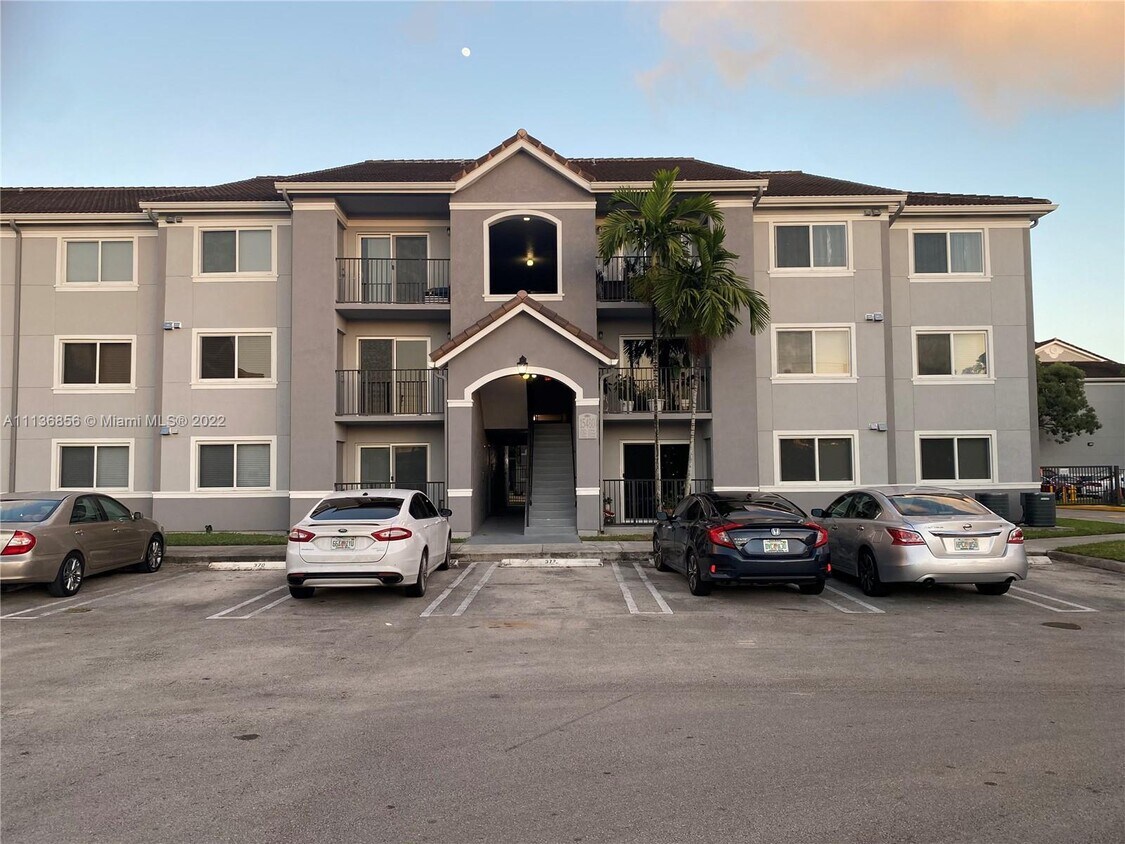 15480 SW 284th St Unit 2203, Homestead, FL 33033 Condo for Rent in