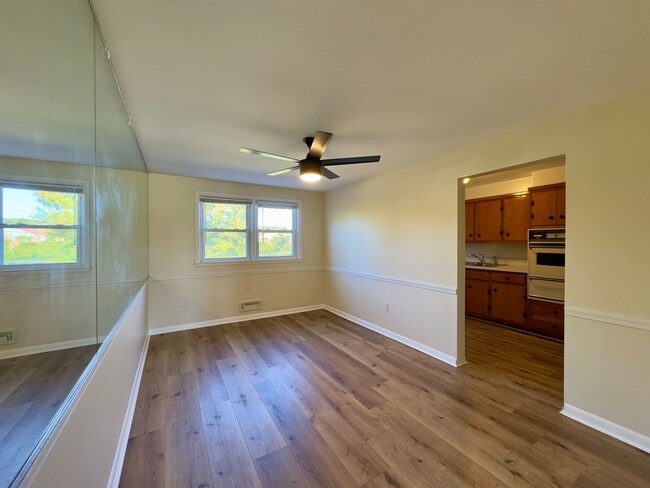Building Photo - Charming 3 Bedroom Townhome in Halethorpe, MD!