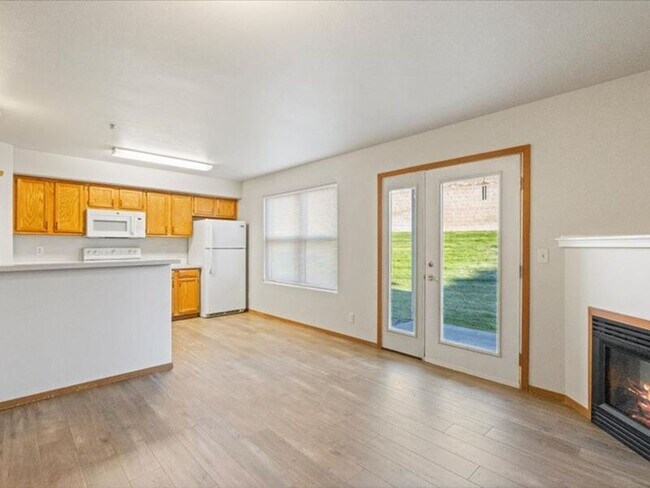 Foto del edificio - 6305F Chapel Hill Blvd