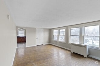 Building Photo - 701 Northcliffe Rd