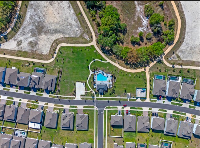 Building Photo - 4402 Davos Dr
