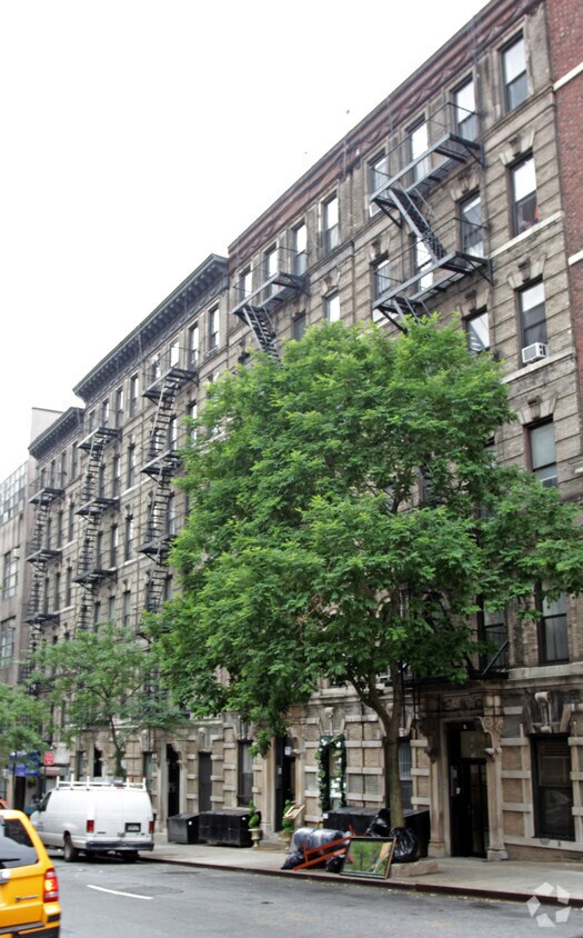 Primary Photo - 342 E 62nd St