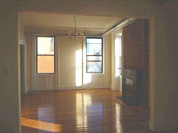 Building Photo - 292 Barrow St