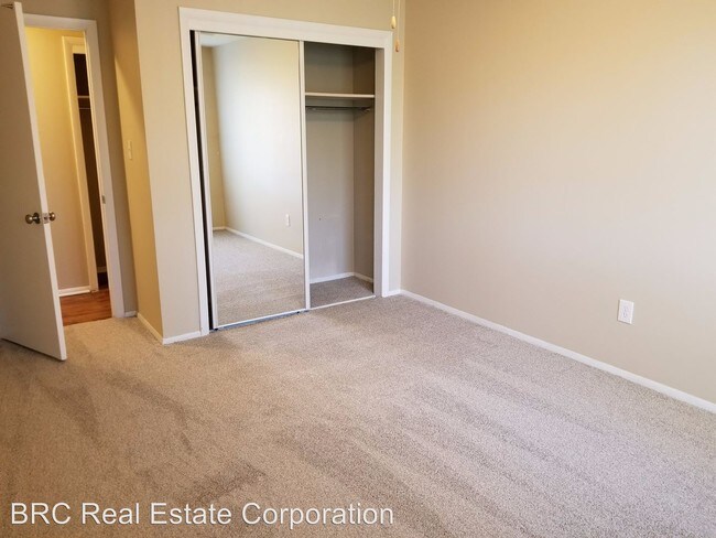 Building Photo - 2 br, 1 bath Apartment - 1363 Pierce Street