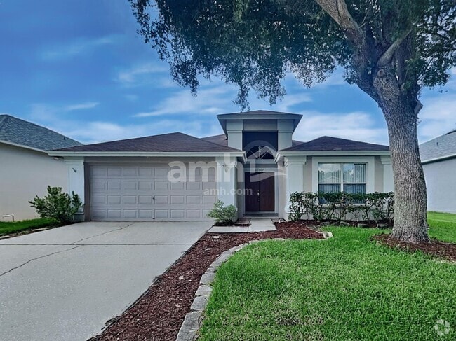 Building Photo - 27501 Sky Lake Cir