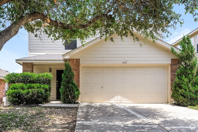 Building Photo - 6601 Meadow Way Ln