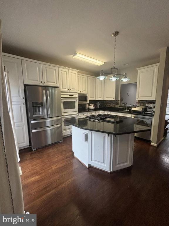 Building Photo - 4129 Fairfax Center Creek Dr