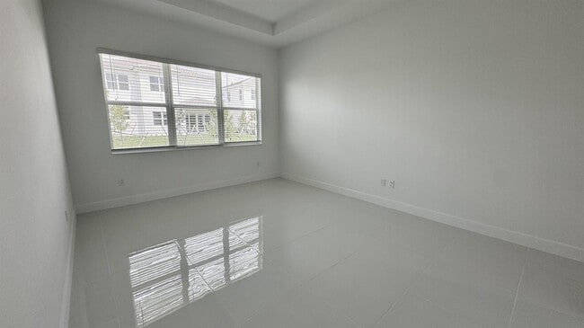 Foto del edificio - 5722 Aleppo Pine Pl