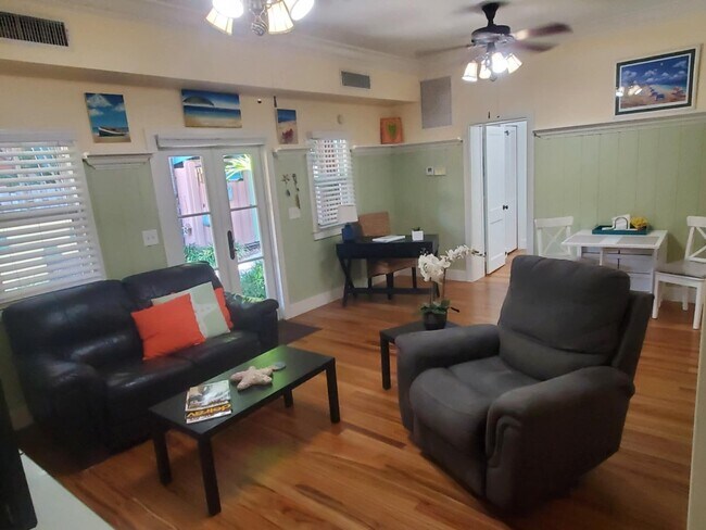 Foto del edificio - 226 NE 1st Ave