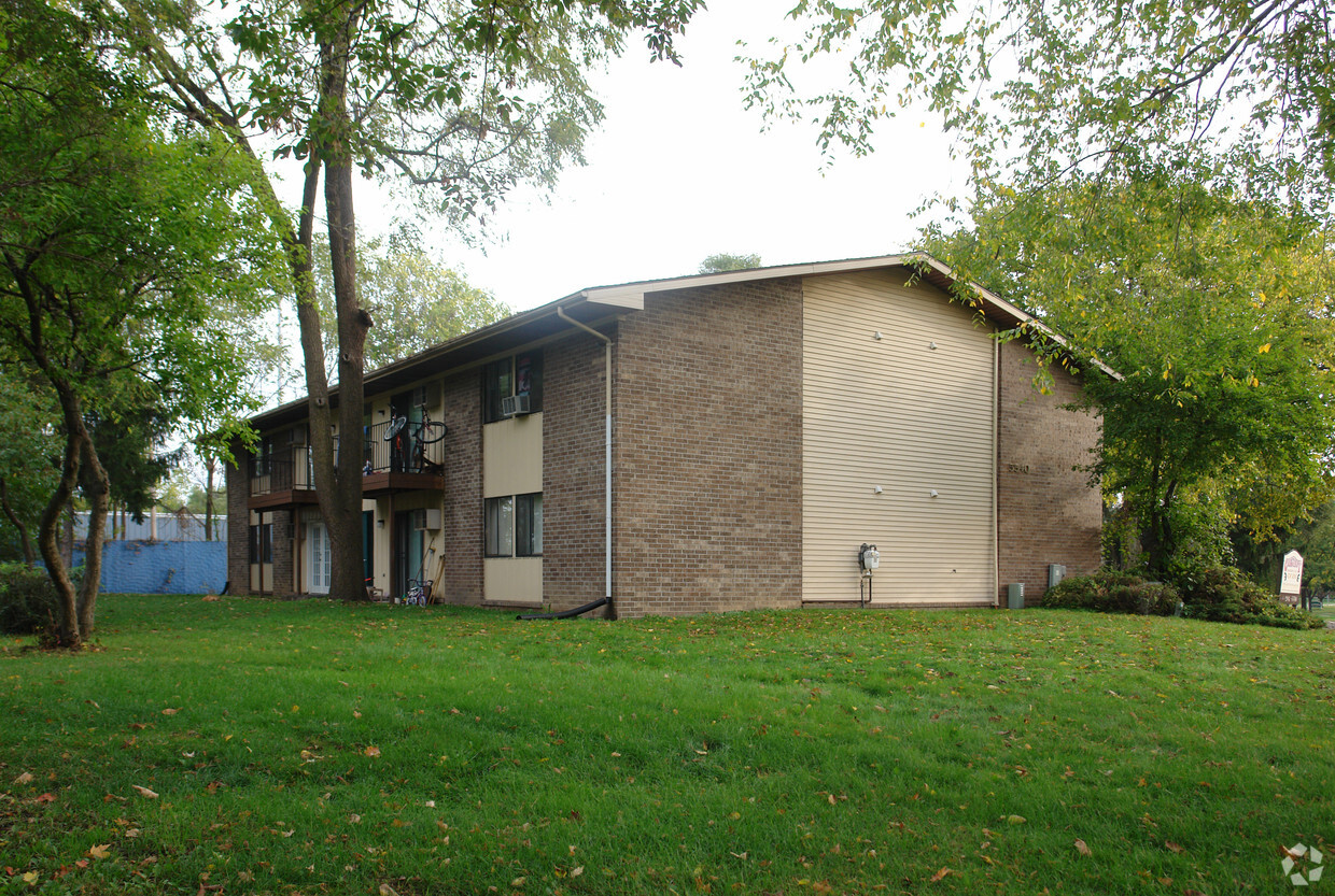 Foto del edificio - Chestnut Apartments Apartments