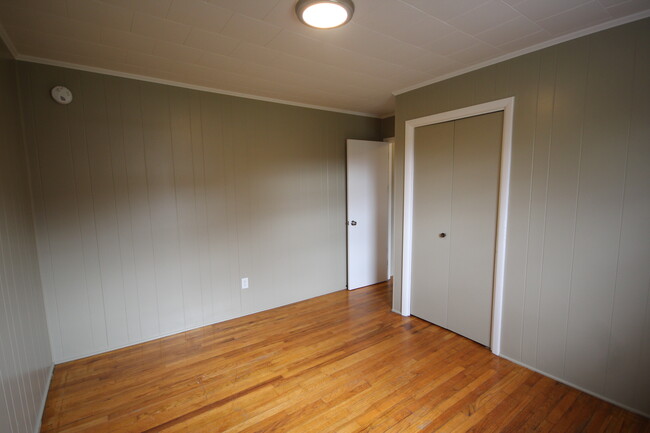 Example Photo - Updated paint/lighting in similar apartment - 2158 Mountain View Ave