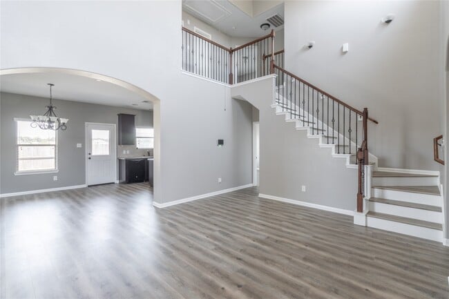 Foto del edificio - 23622 Virginia Pine Dr