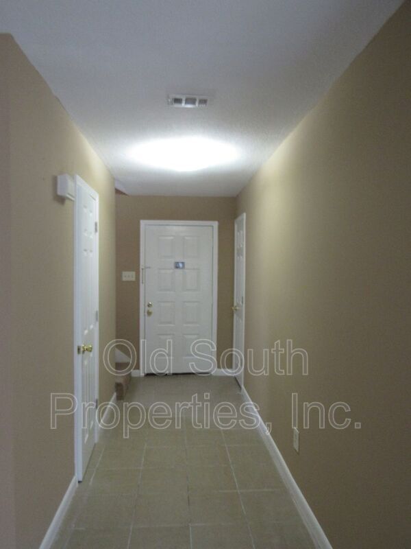 Building Photo - 9725 US-98