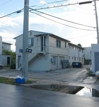 Building Photo - Bull Apartments