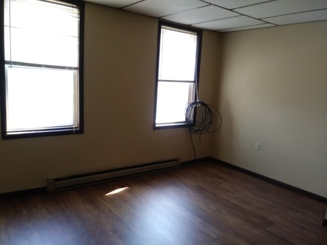 Building Photo - 4 Kindt Rd