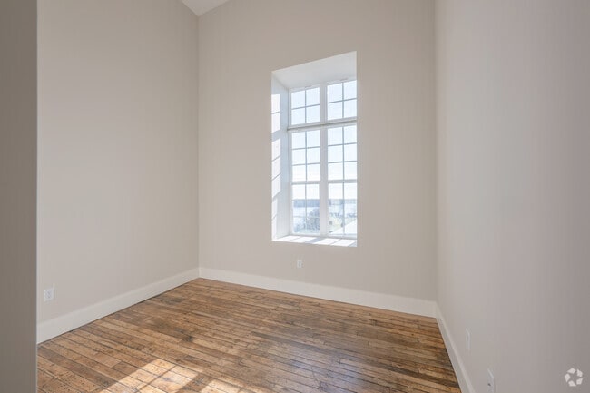 2BR, 1BA With Loft - 1,425SF - King Philip Lofts