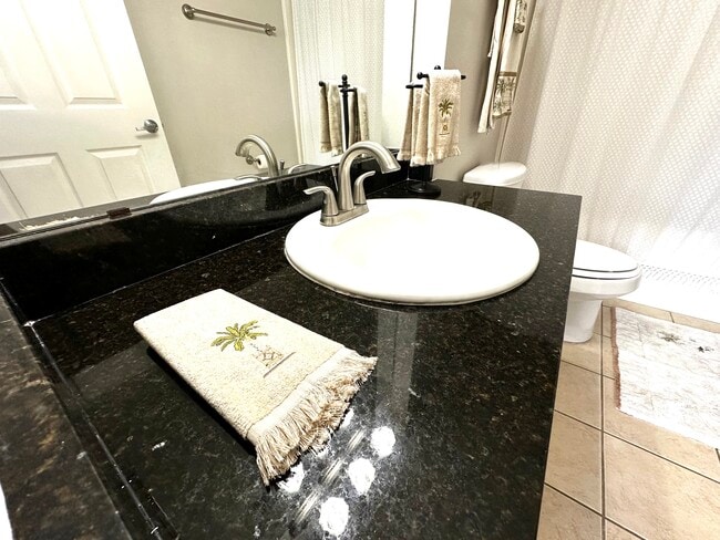 Building Photo - 4274 Calinda Ln