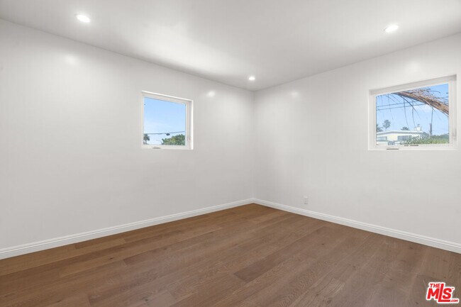 Foto del edificio - 616 Sunset Ave