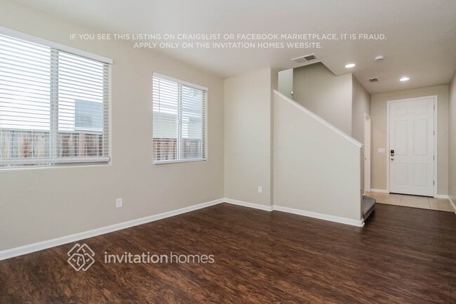 Building Photo - 8898 Great Rock Cir