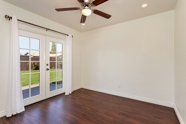 Building Photo - 8720 Hebrides Dr