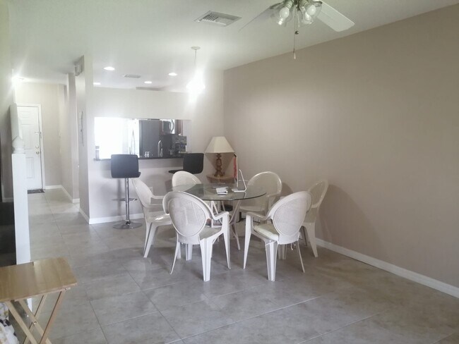 Building Photo - 2291 Lake Woodberry Cir
