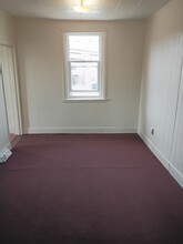 Building Photo - 1327 6th Ave