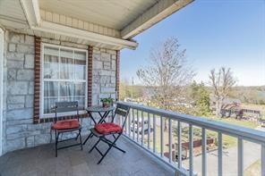 Foto del edificio - 16597 Birch Ln