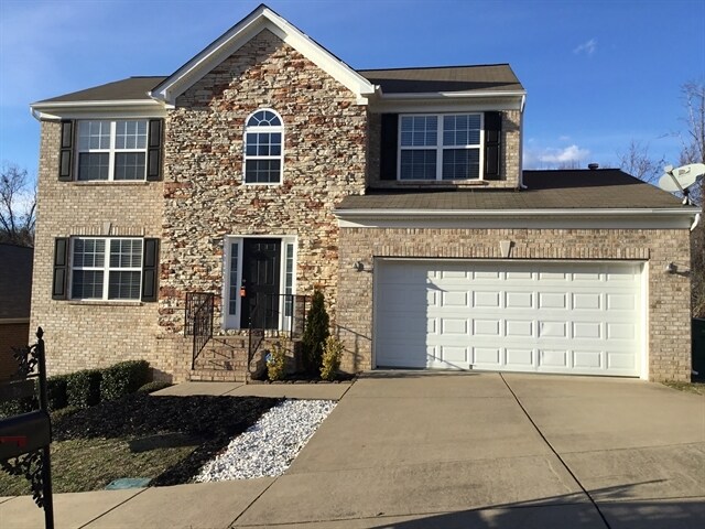 Foto principal - 2720 Amber Crest Court