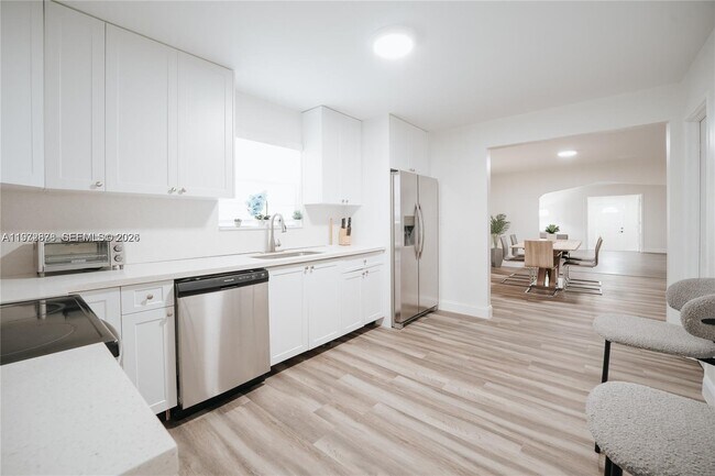 Foto del edificio - 11080 Peachtree Dr