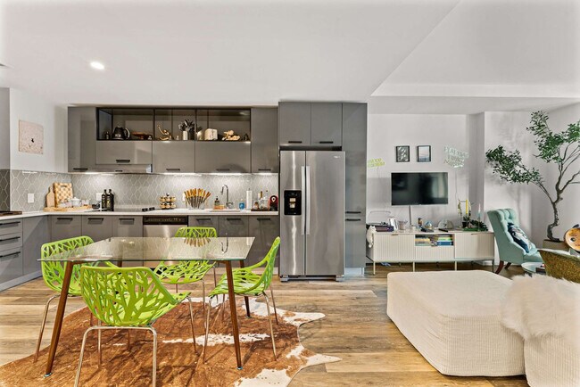 Foto del edificio - 300 Harrison Ave