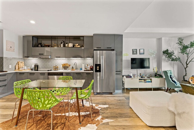 Building Photo - 300 Harrison Ave