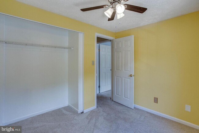 Foto del edificio - 3590 Wharf Ln