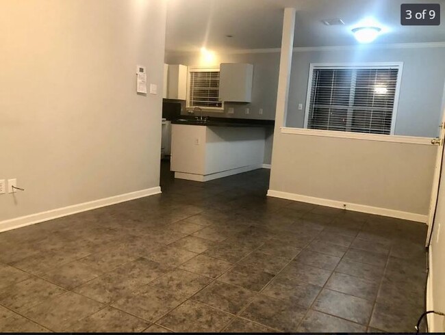 Building Photo - 122 Olive Branch Dr
